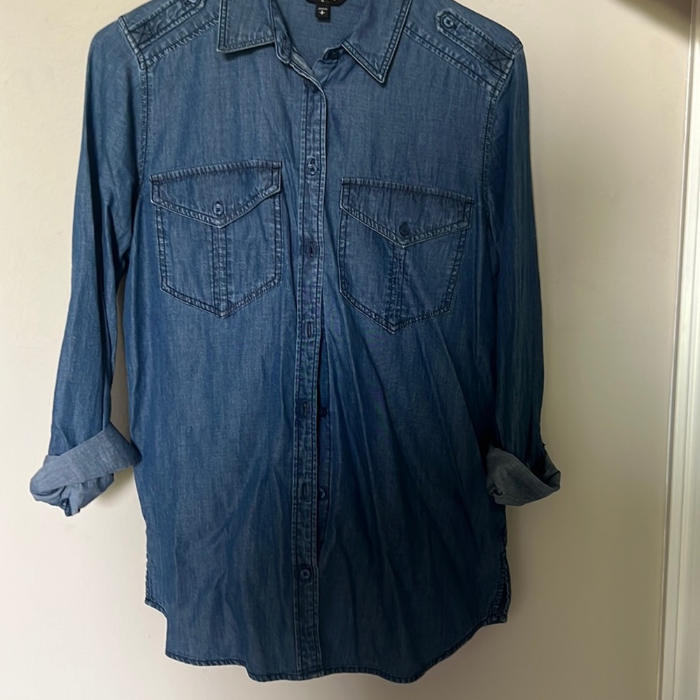 Express. Chambray button up.